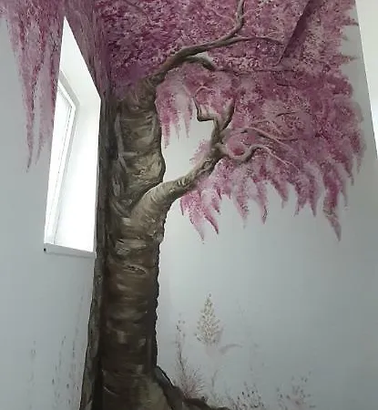 Singles Apartment *